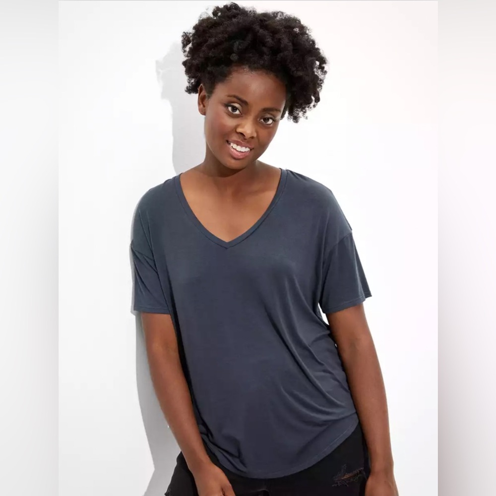 American Eagle black Soft & Sexy V-Neck